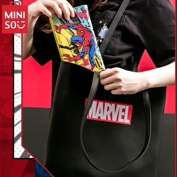 Сумка MINISO Marvel Avengers из искусственной кожи, простая модная портативная сумка для хранения, для поездок на работу, большой емкости, универсальная аниме-тематика 0